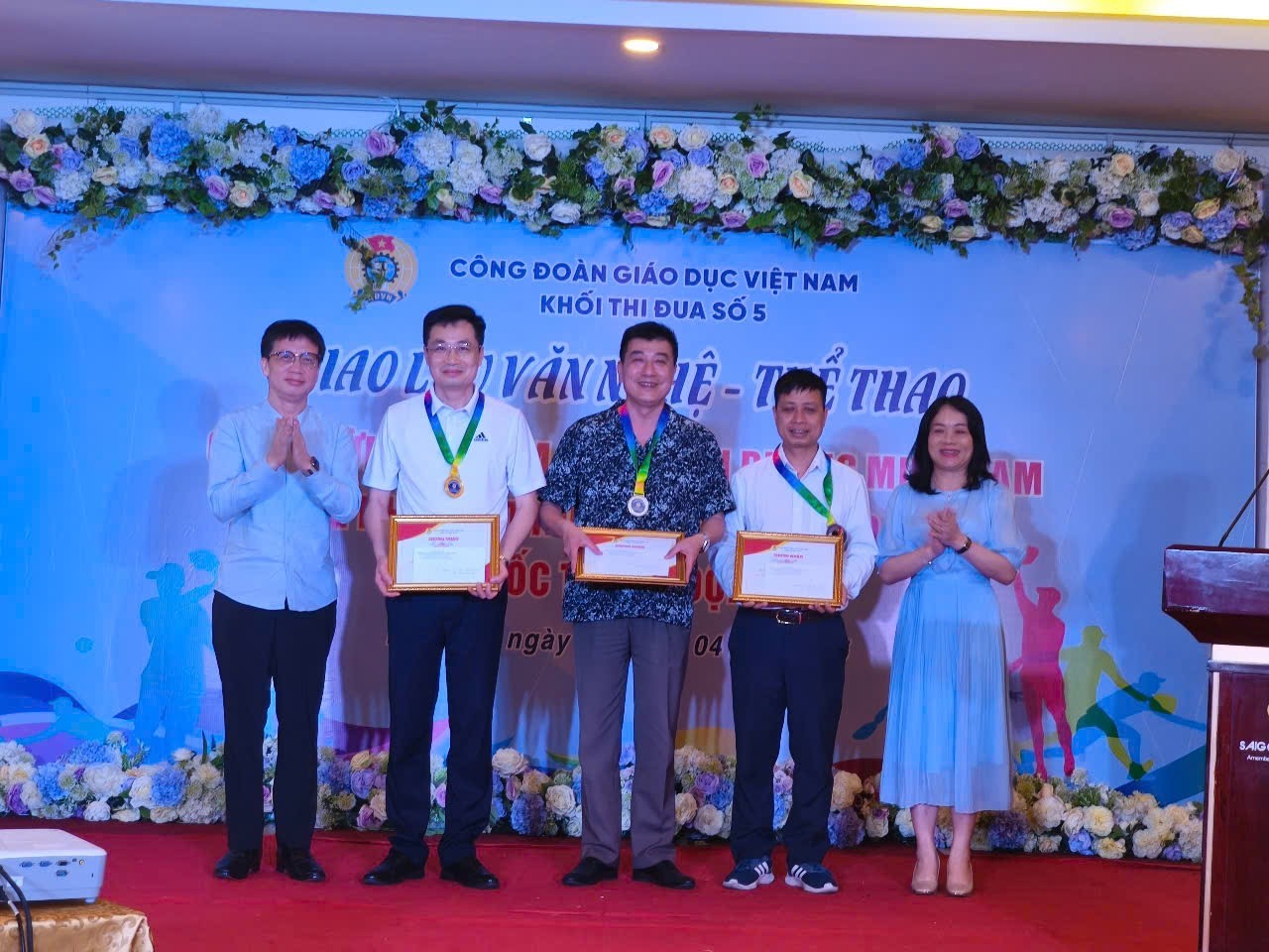 CÔNG ĐOÀN TRƯỜNG DBĐHDTSS THAM GIA CHƯƠNG TRÌNH GIAO LƯU THỂ THAO,VĂN NGHỆ,TRAO ĐỔI THỰC TẾ KHỐI THI ĐUA SỐ 5 NĂM HỌC 2024-2025